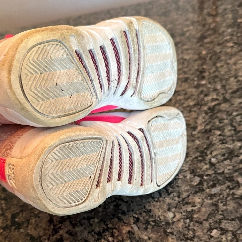 Jordan retro 12 Kids Sneakers in Pink and white 5Y or 7Womens